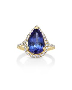 5.16 Cts Tanzanite and White Diamond Ring in 14K Yellow Gold