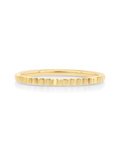 Grooved Ring in 14K Yellow Gold