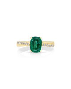 1.3 Cts Emerald and White Diamond Ring in 14K Yellow Gold