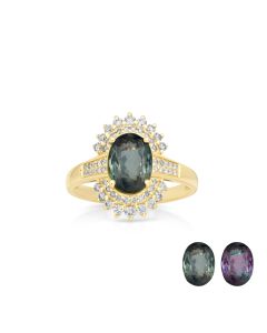 3.25 Cts Alexandrite and White Diamond Ring in 14K Yellow Gold