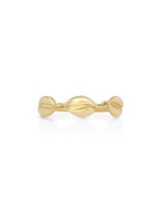 Luxurious Nautical 14K Yellow Gold Shell Ring